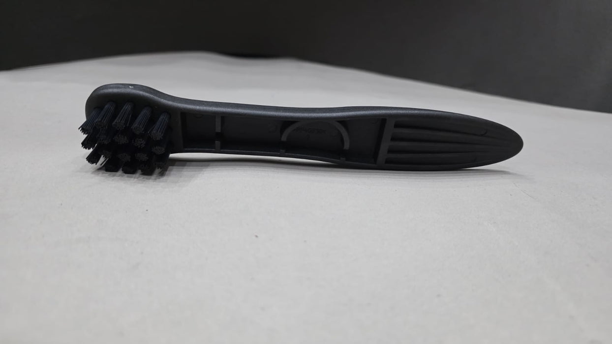 KE Pioneer Foam Pad Cleaning Brush & Pad Removal